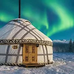 Arctic Shaman Adventures -jurtta بيت ريفي