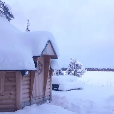 Locanda Arctic Shaman Adventures -jurtta Köngäs