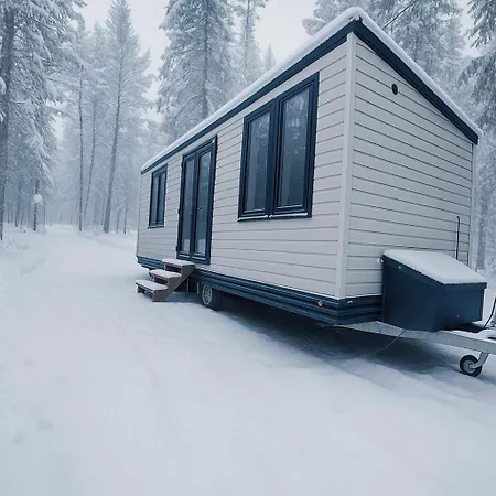 Arctic Shaman Adventures -jurtta *