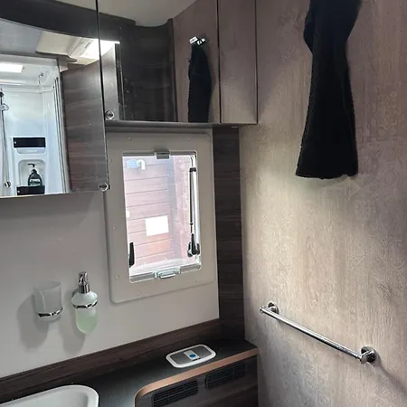 Arctic Shaman Adventures -jurtta