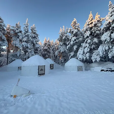 Kro Arctic Shaman Adventures -jurtta Köngäs
