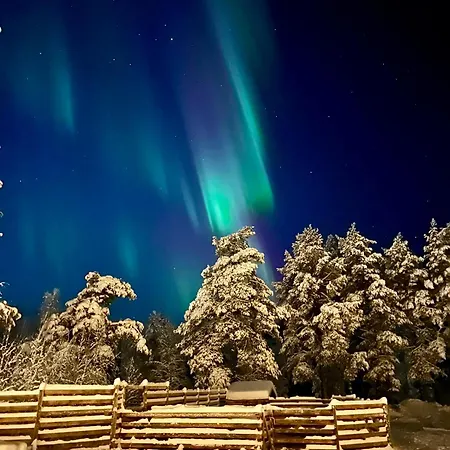 Arctic Shaman Adventures -jurtta Locanda