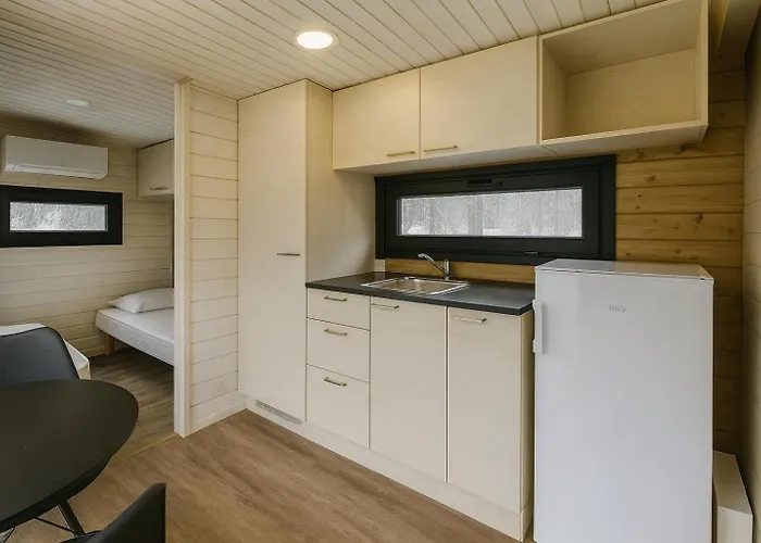 Arctic Shaman Adventures -jurtta * Köngäs